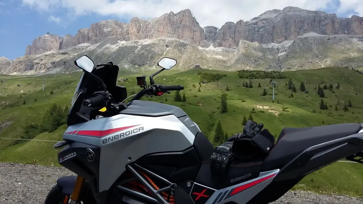 Un famoso e idílico puerto de montaña restringirá la circulación a partir del próximo verano, incluidas las motos