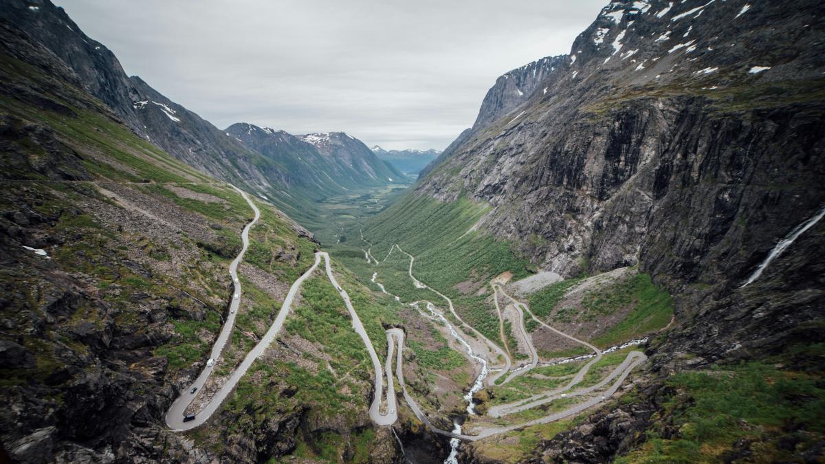 5 rutas europeas imprescindibles para disfrutar en moto ahora que estamos en verano