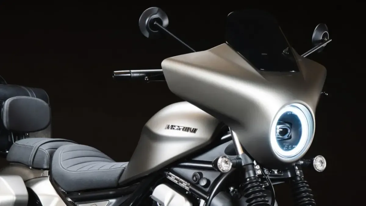 La custom bagger retro italiana para el carnet A2 se renueva para 2027 con más equipamiento y nueva decoración