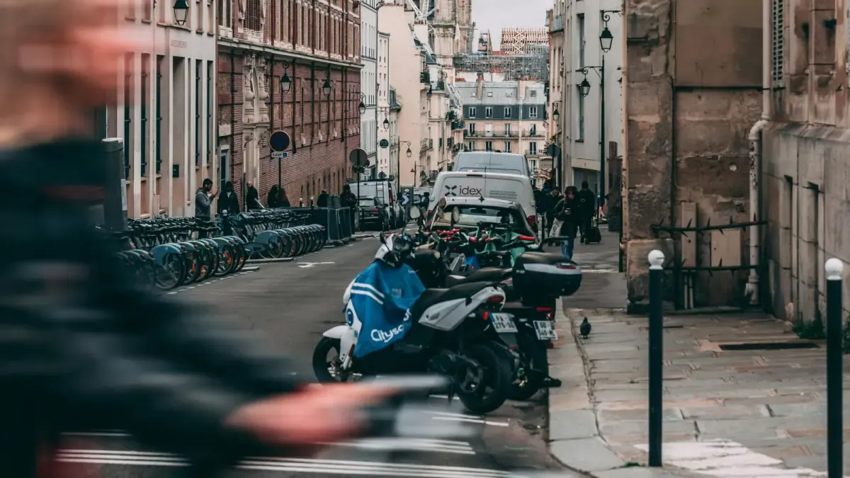 Pagar por aparcar la moto, un futuro cada vez más cercano