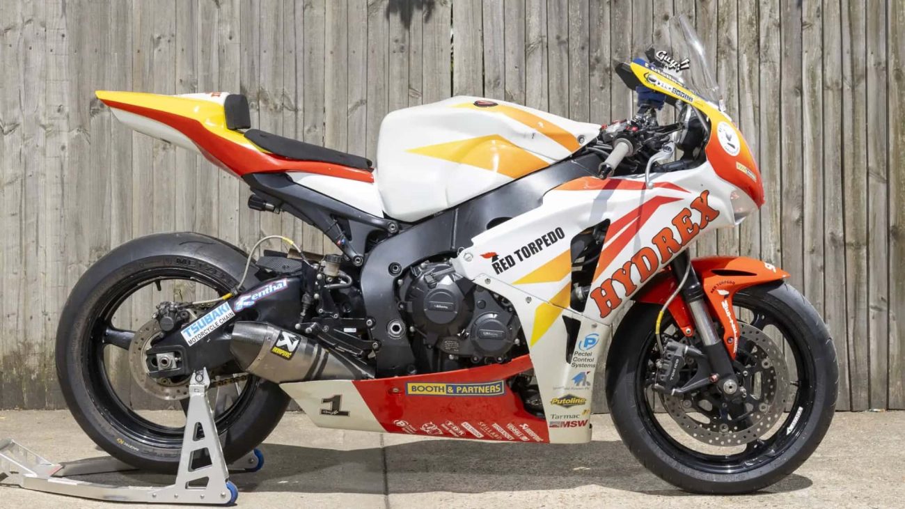 Ahora puedes tener la moto que rozó la victoria del TT de la Isla de Man