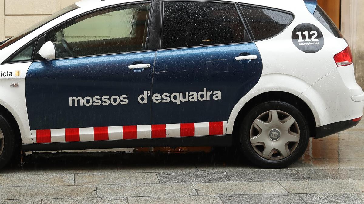 Disparan a un motorista en Gavà, lo meten en un maletero y le sueltan herido en Sabadell