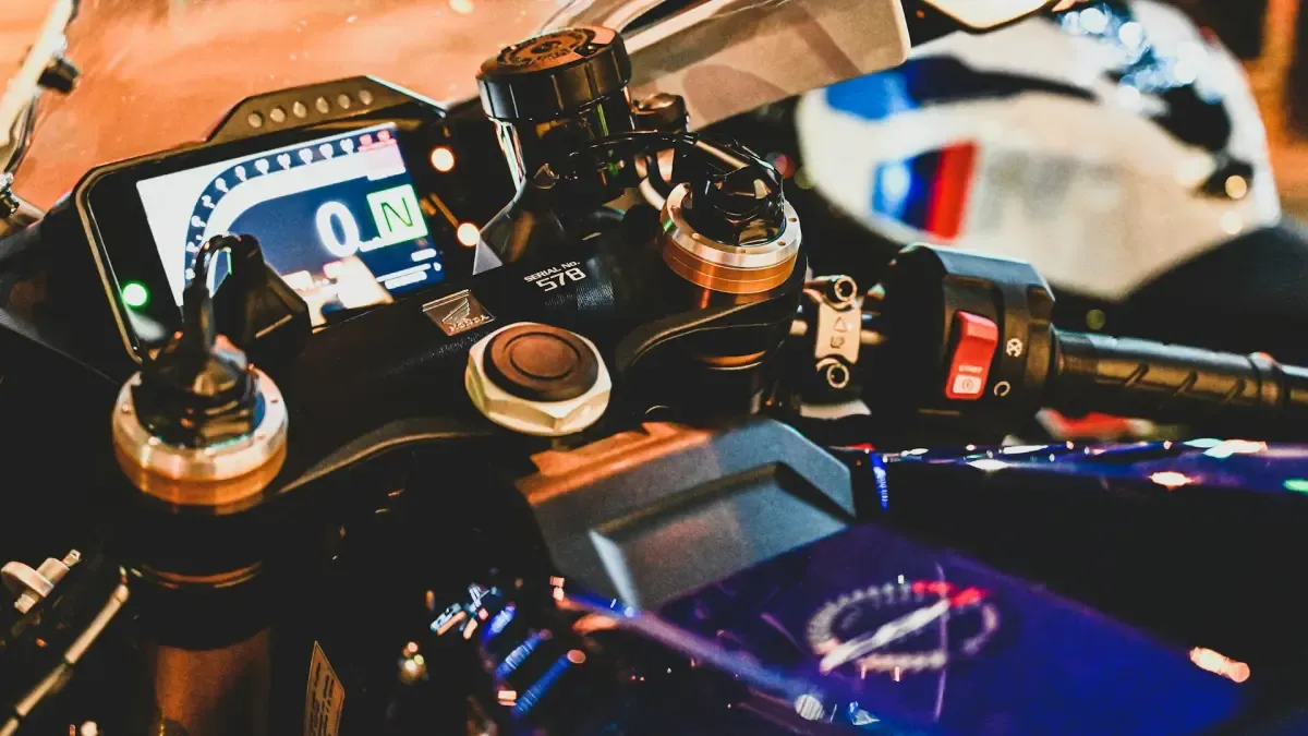 ¿Seguridad o control? Lo que nos jugamos con el nuevo limitador de velocidad por satélite