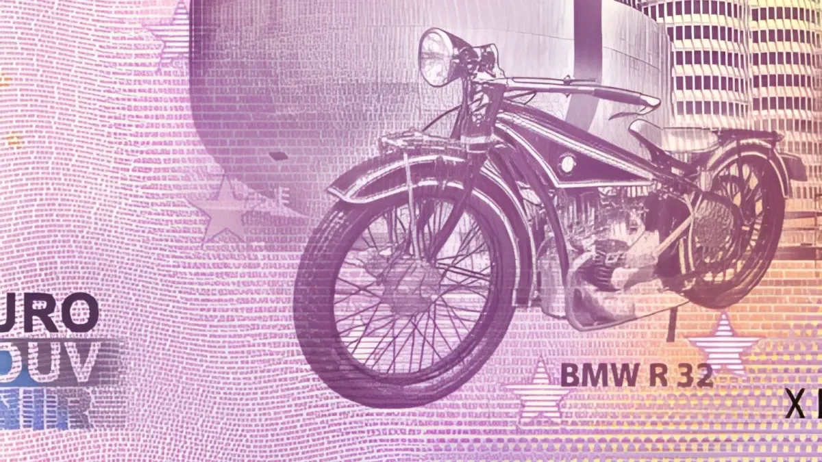 El único billete de euro que tiene una moto y la Sagrada Familia en su diseño, una pieza de colección de tirada limitada