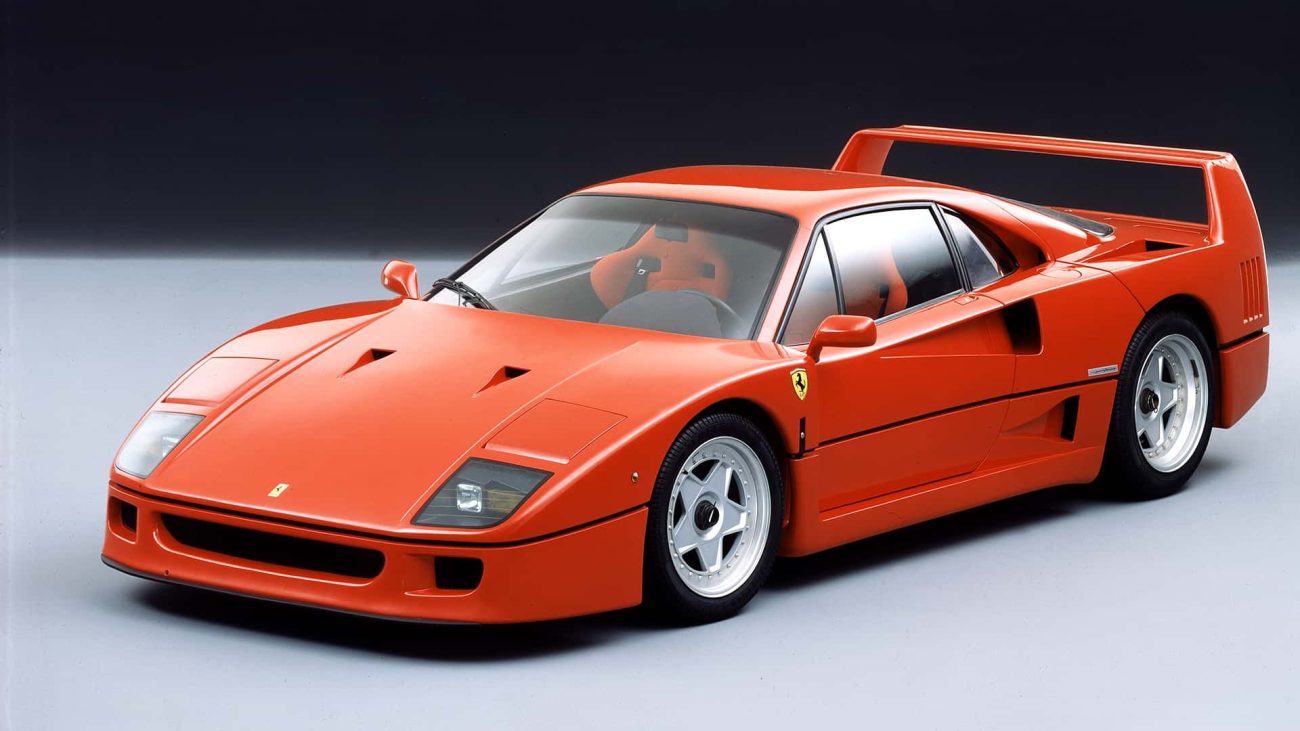 Lewis Hamilton ha comprado el coche de sus sueños: un Ferrari F40