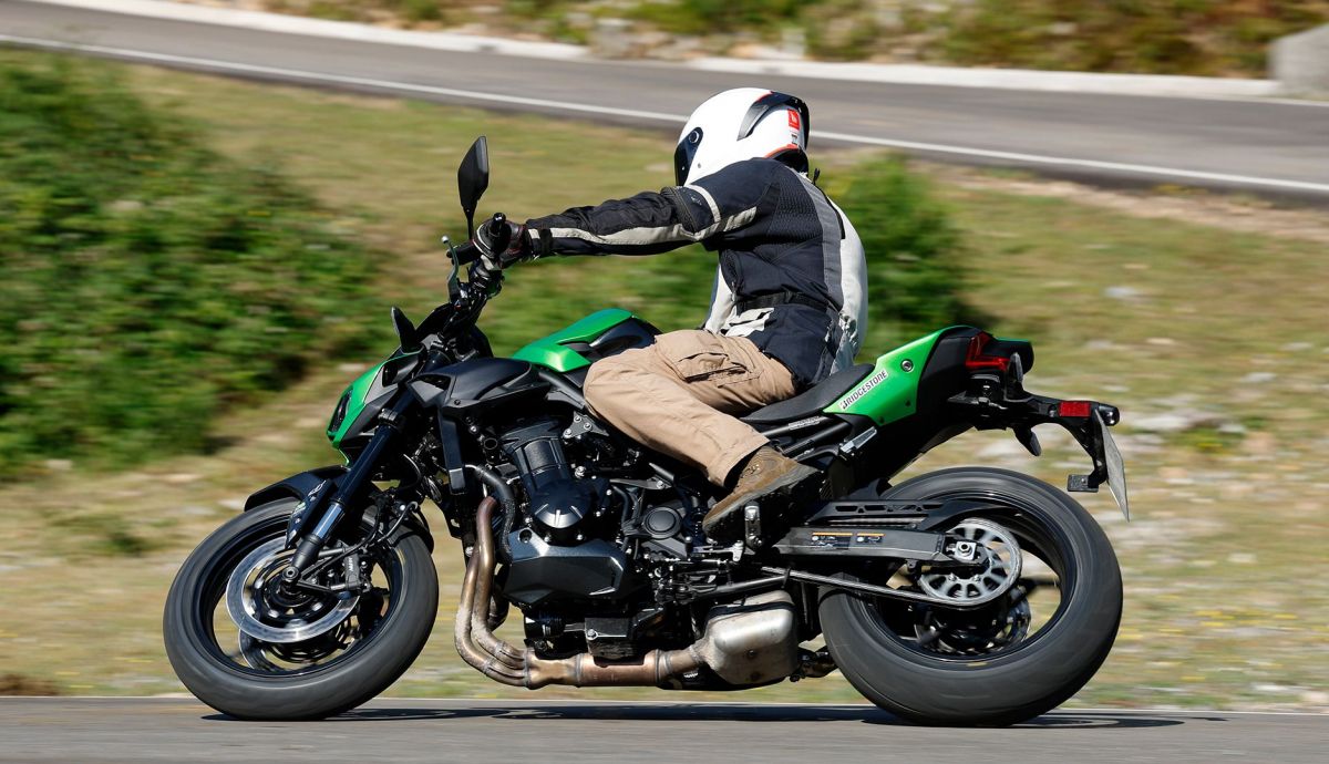 Kawasaki Z900 Performance en el Master Naked Test, líder...