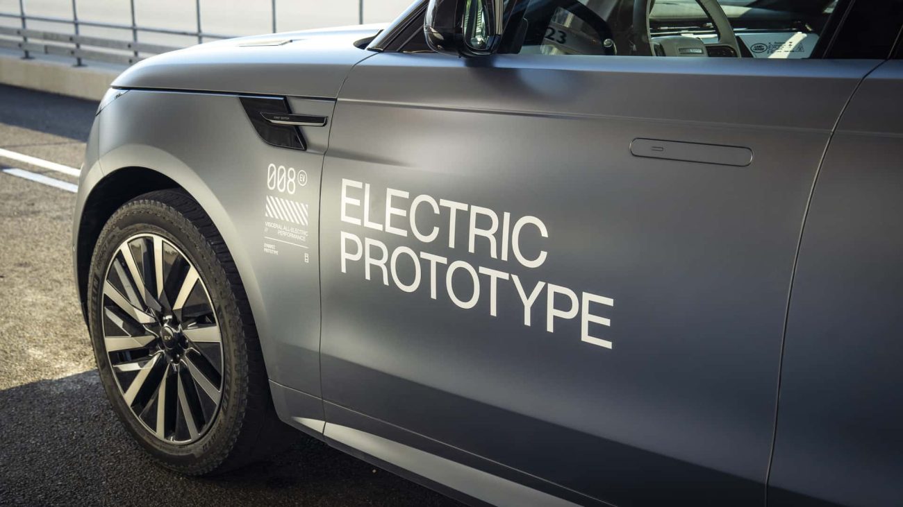 El Defender eléctrico podría retrasarse hasta la década de 2030