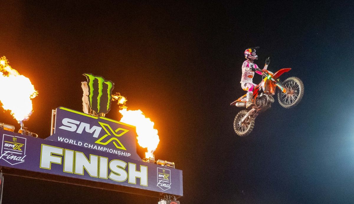 Jorge Prado hace historia y se corona campeón del SuperMo...