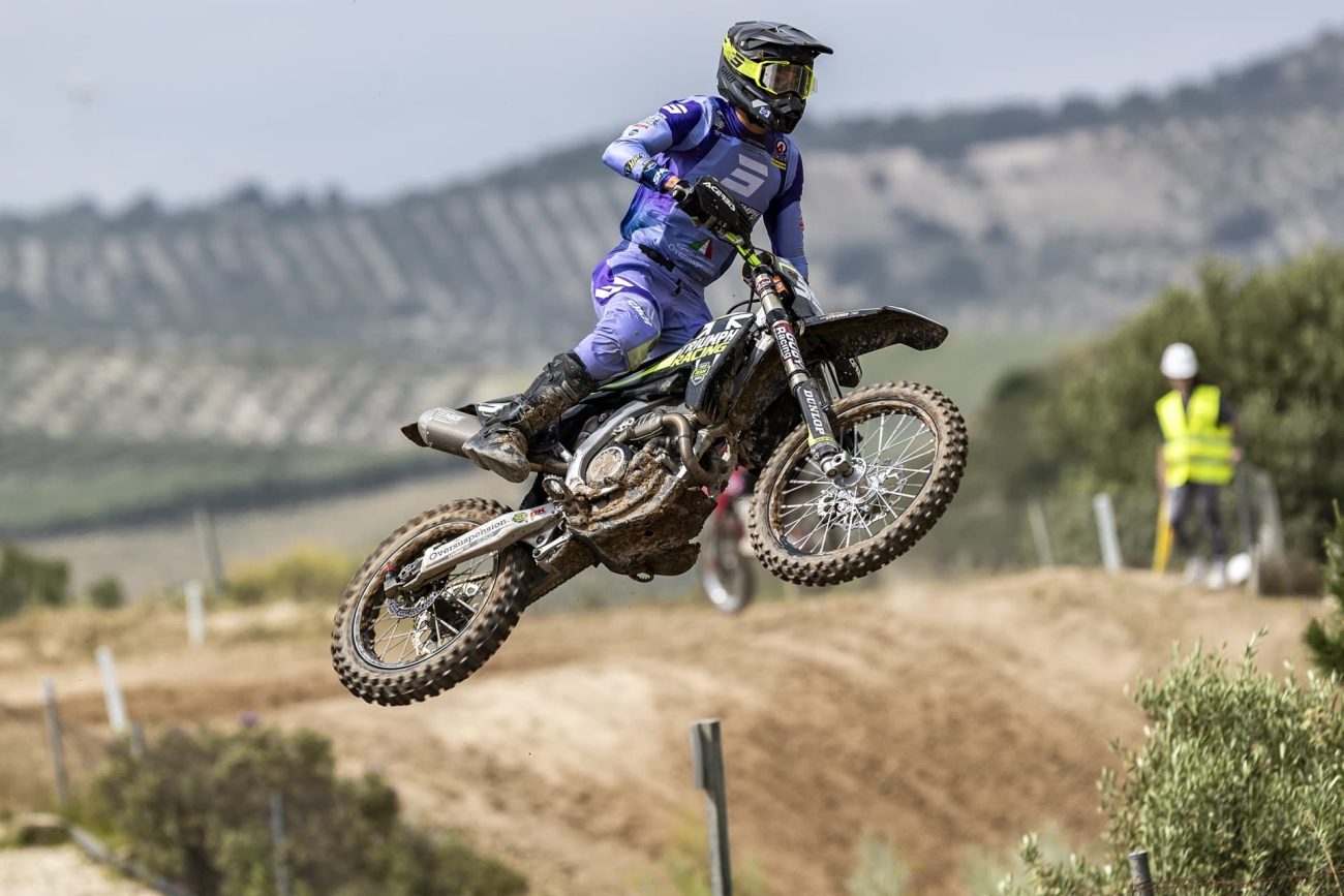 Carlos Prat y el Triumph Racing Pavo Rueda se alzan con el título nacional de Motocross Sub-18