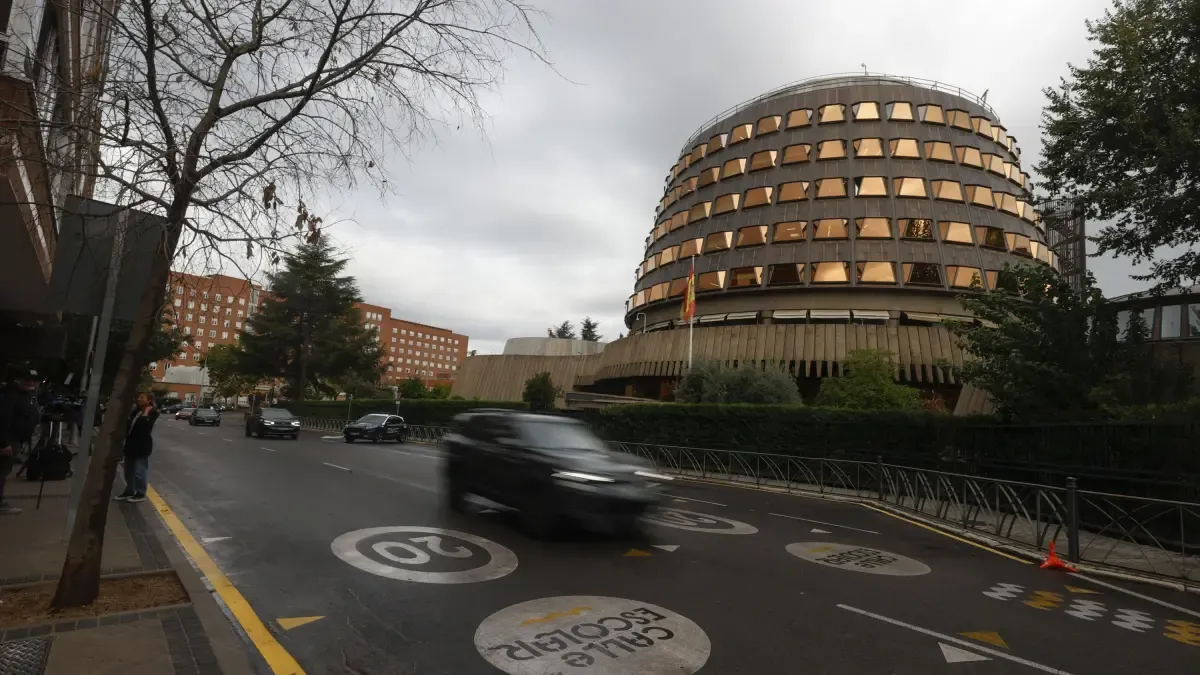 Un juez intenta cambiar las multas de tráfico en España, pero el Tribunal Constitucional frena el debate