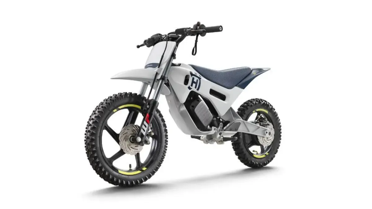 La nueva minicross eléctrica de Husqvarna se adapta a los peques de casa y crece con ellos