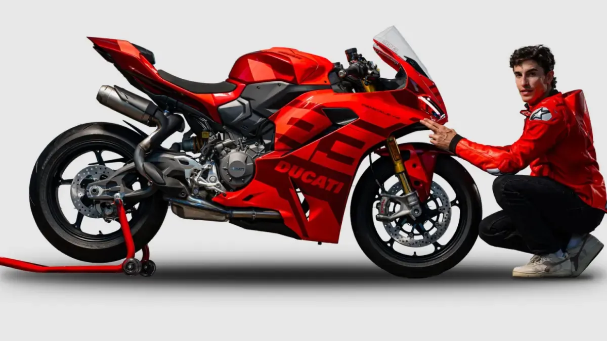 ¿Quieres una Ducati Panigale V2 MM93 en tu garaje y entrenar con Marc Márquez? Tus sueños podrían hacerse realidad