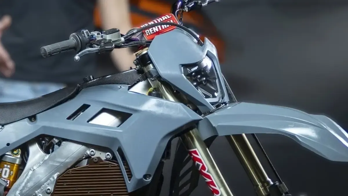 BMW compra una marca de motos para crear su nueva offroad: será una moto con embrague digital y eléctrica