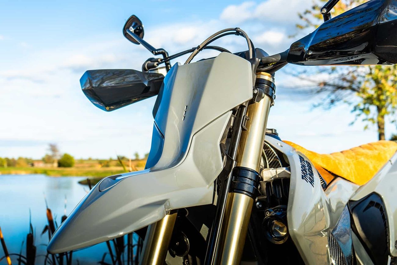 TF450E Supermoto: la moto que Triumph debería plantearse seriamente fabricar