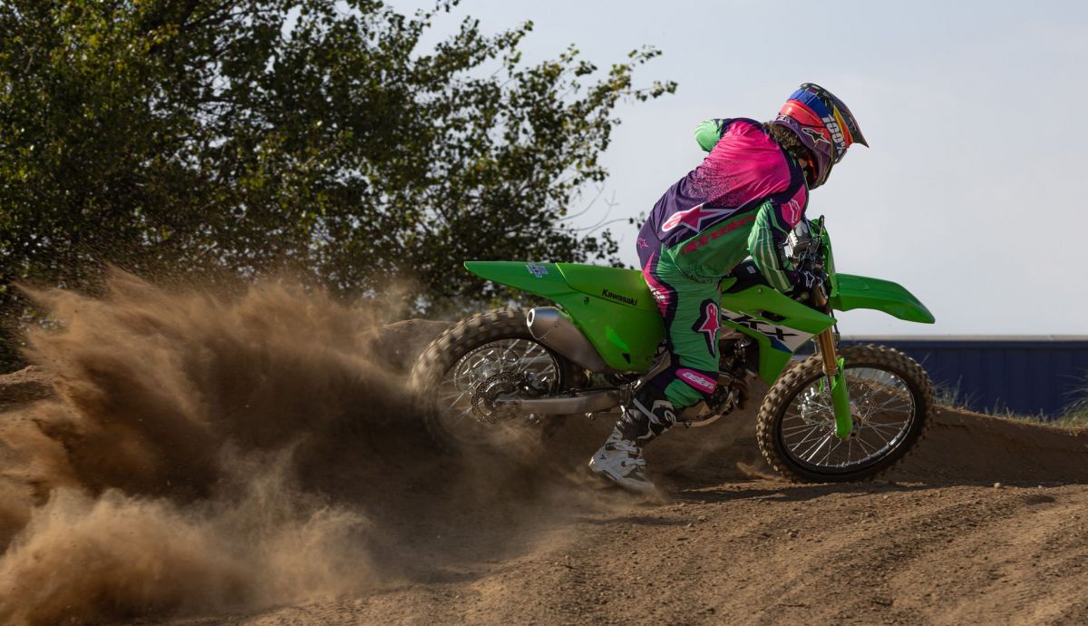 Kawasaki KX450F 2027, cambios esperanzadores para la moto...